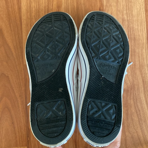 ❤️ Converse White Canvas Size 9.5 Sneakers Box included - Picture 7 of 14